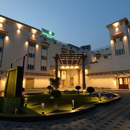 Lemon Tree Hotel Коимбатур Экстерьер фото