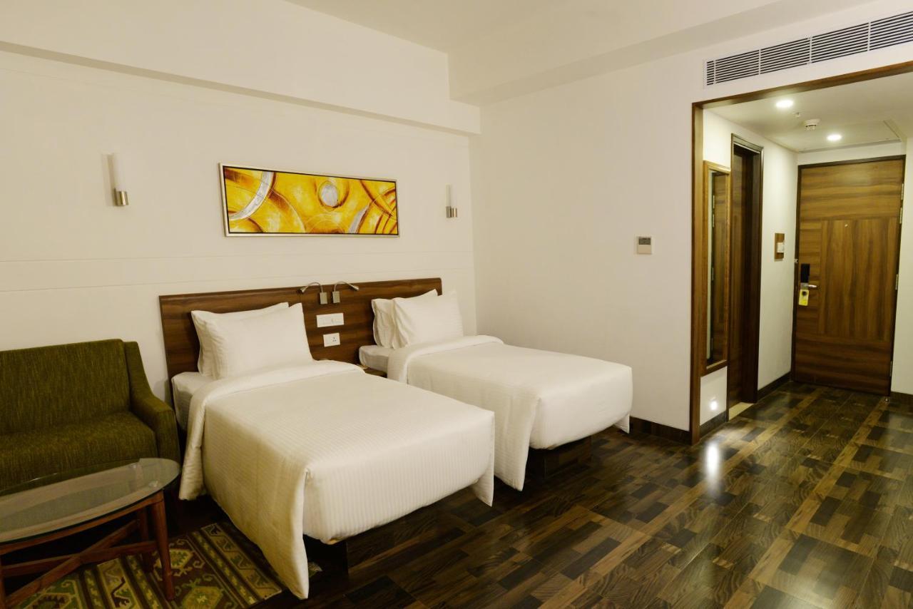 Lemon Tree Hotel Коимбатур Экстерьер фото