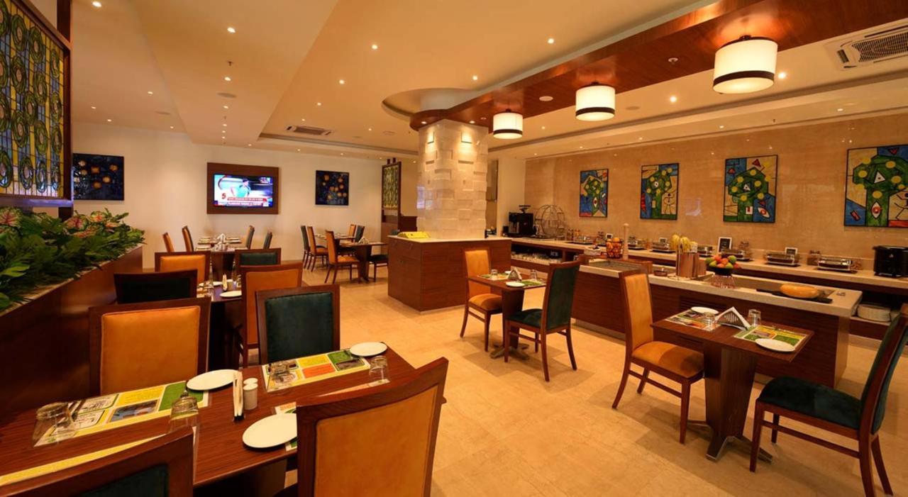 Lemon Tree Hotel Коимбатур Экстерьер фото