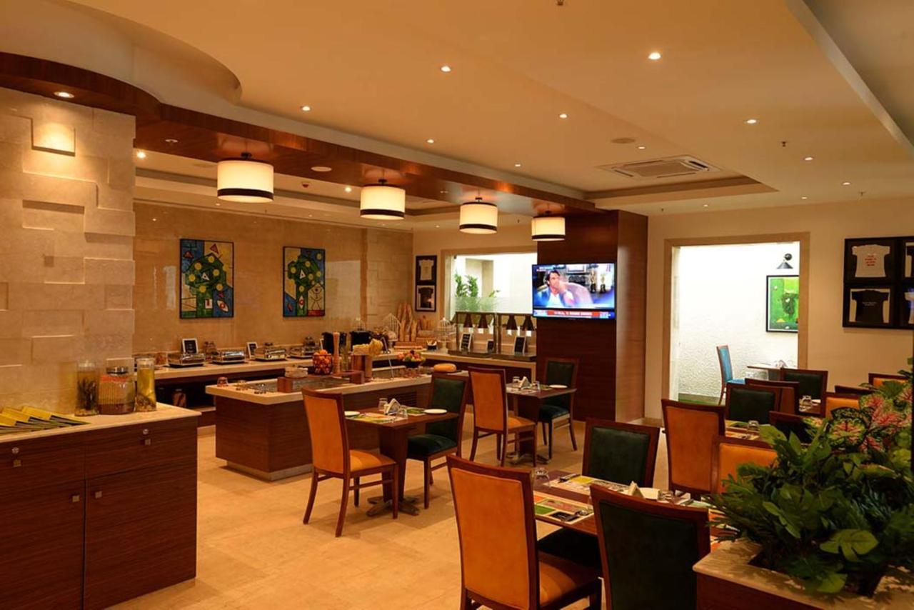 Lemon Tree Hotel Коимбатур Экстерьер фото