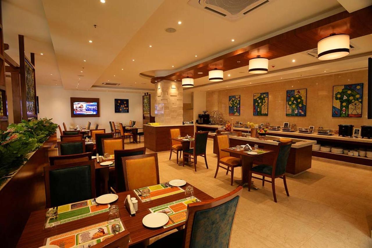 Lemon Tree Hotel Коимбатур Экстерьер фото