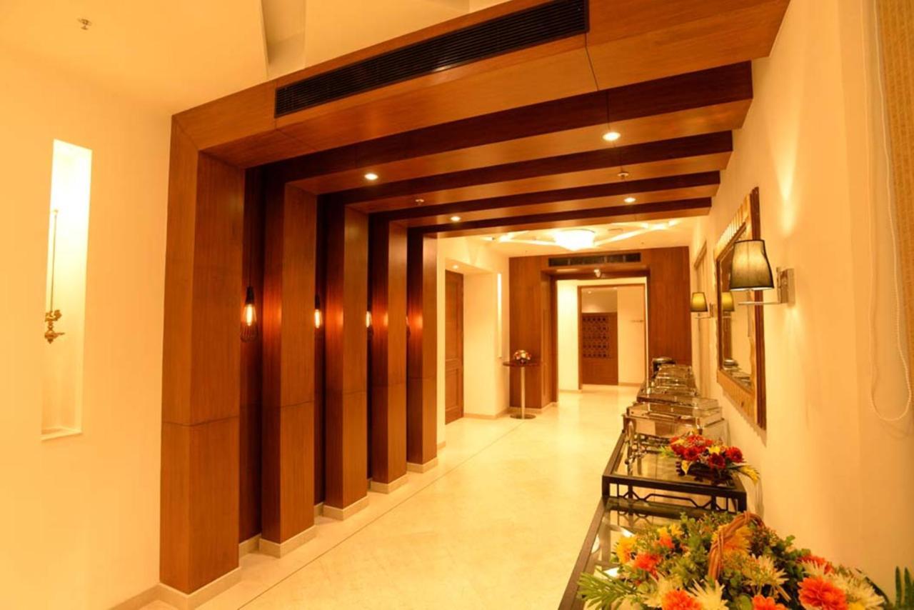 Lemon Tree Hotel Коимбатур Экстерьер фото